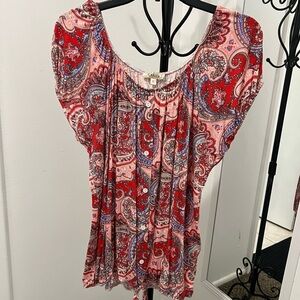 Lavish Paisley Print Women's Top - Red and Pink. #016